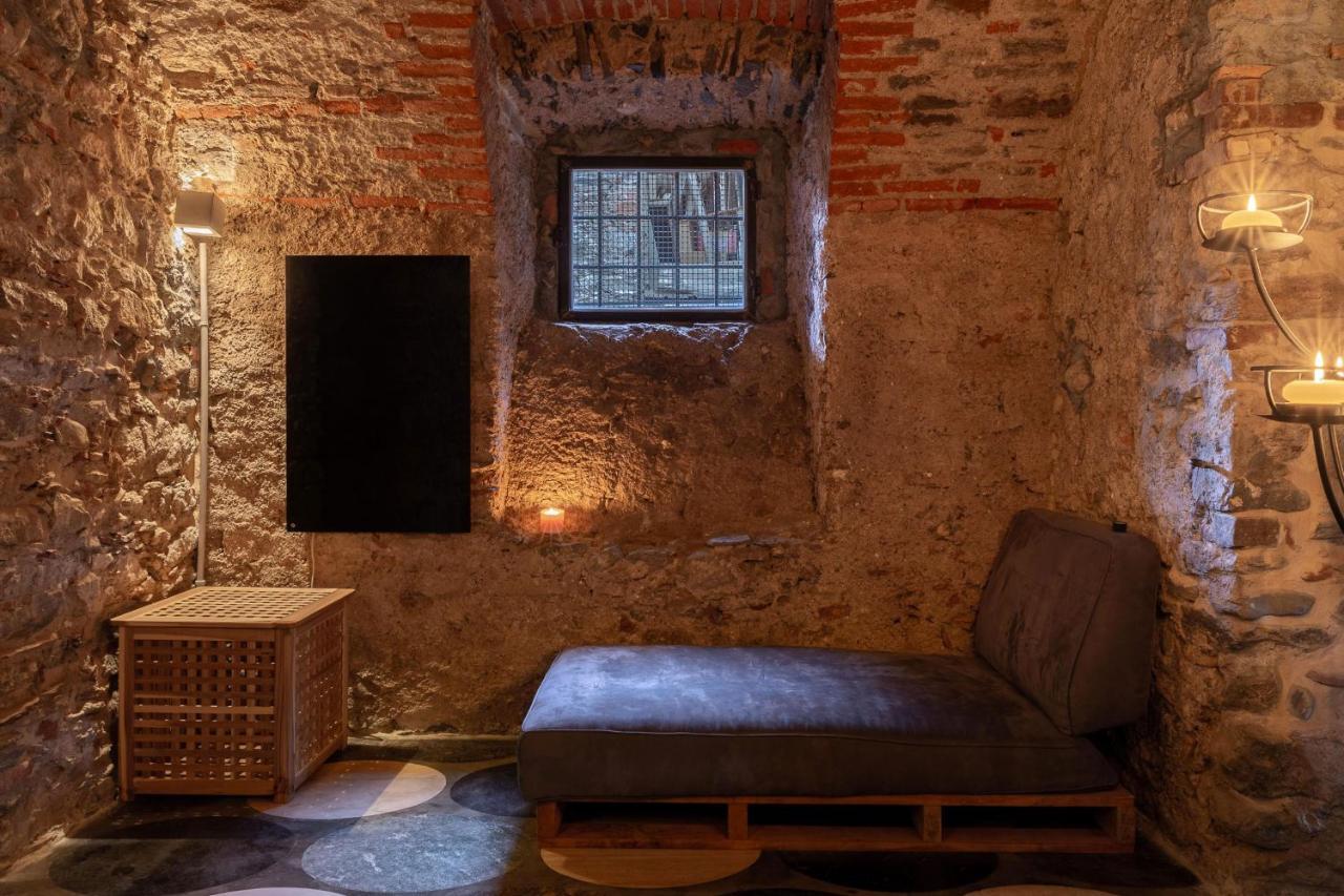 Appartement Palazzo Mia By Icasamia It à Castello Cabiaglio Extérieur photo