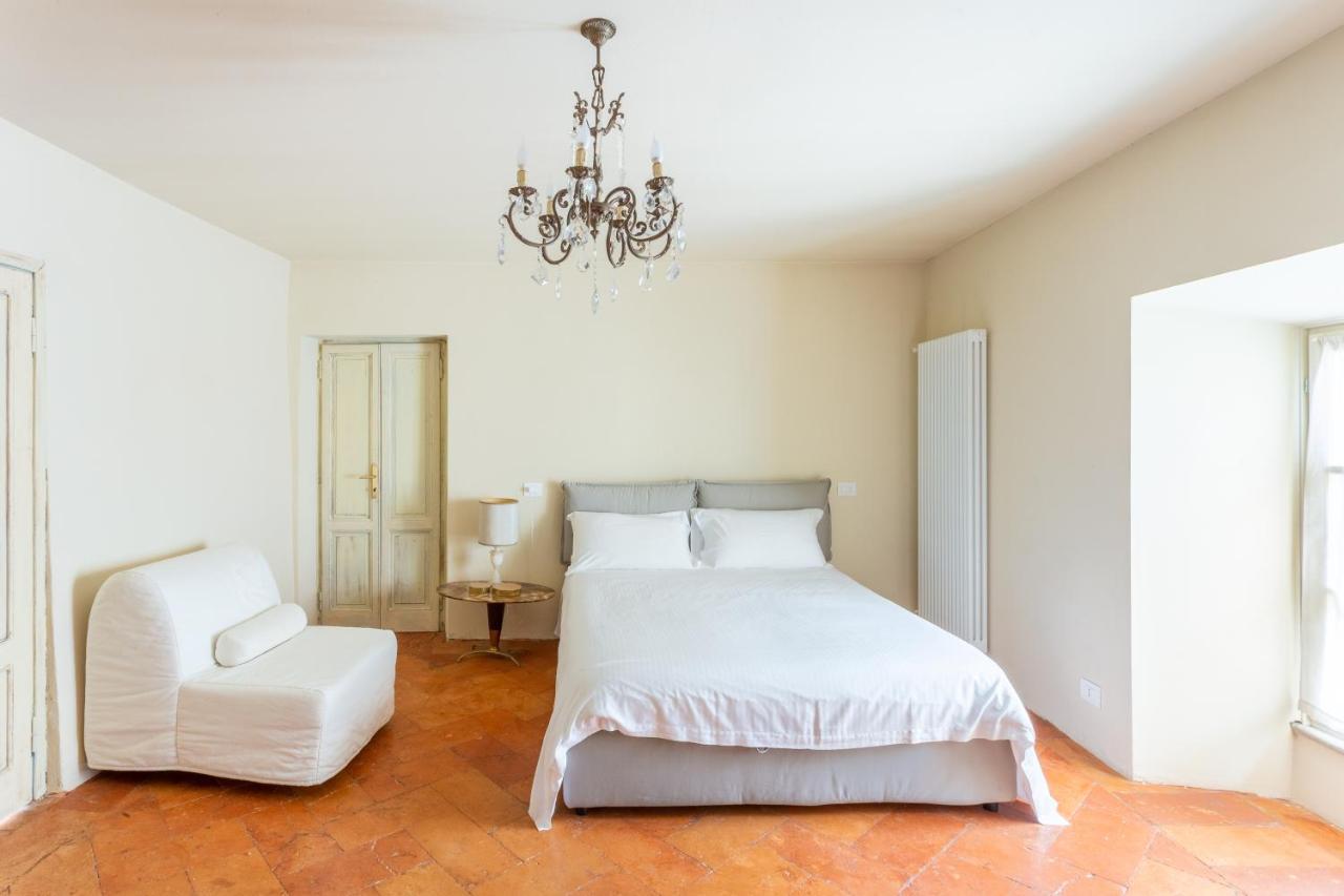 Appartement Palazzo Mia By Icasamia It à Castello Cabiaglio Extérieur photo