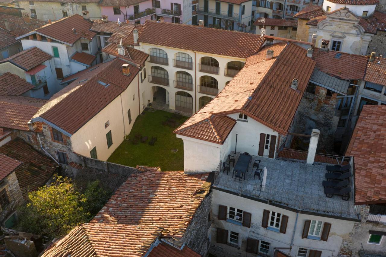Appartement Palazzo Mia By Icasamia It à Castello Cabiaglio Extérieur photo