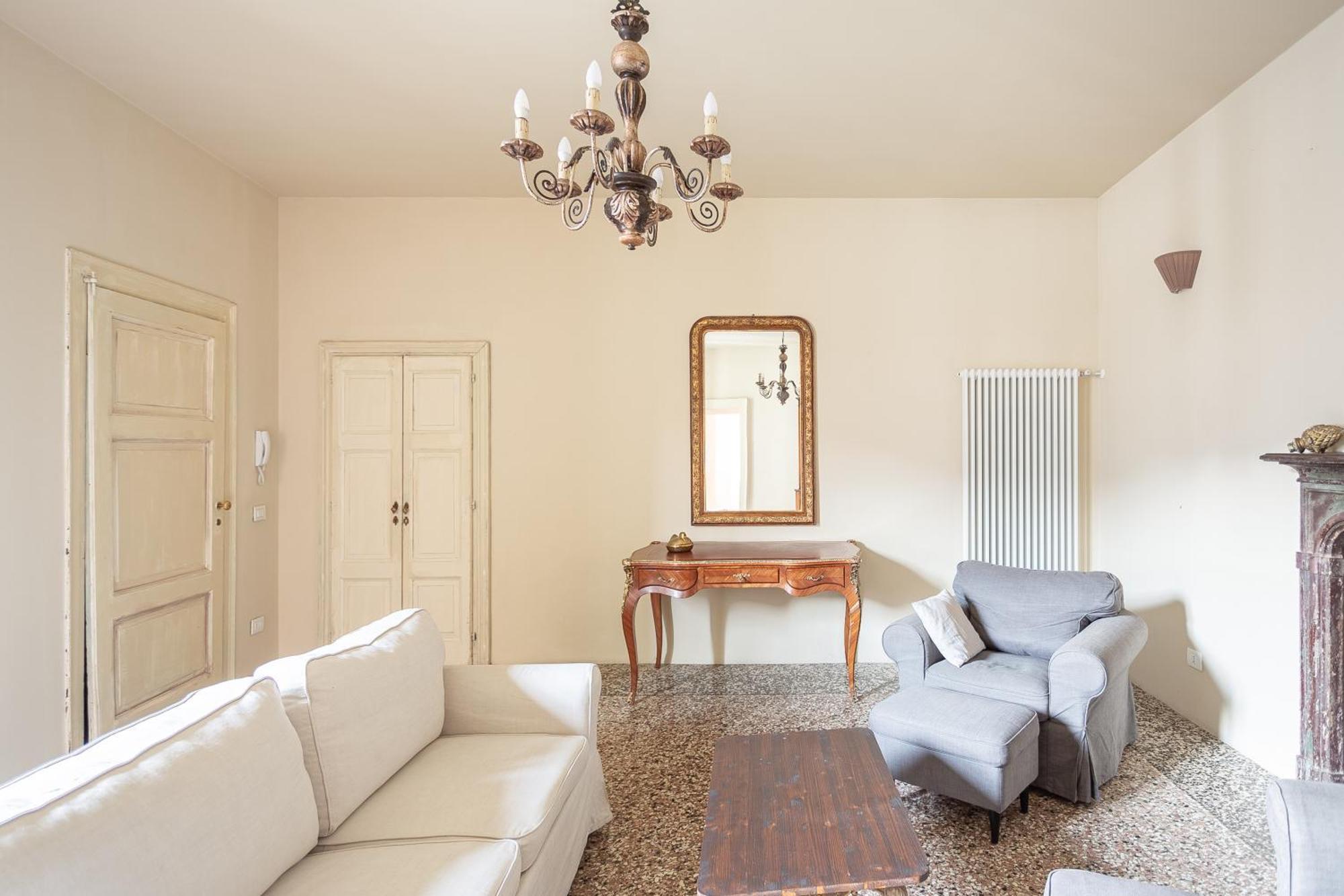 Appartement Palazzo Mia By Icasamia It à Castello Cabiaglio Chambre photo